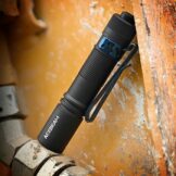CEBEAM Pokelit AA – Kompakte EDC Taschenlampe mit Dual-Fuel