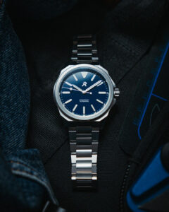 RZE Resolute Stratos