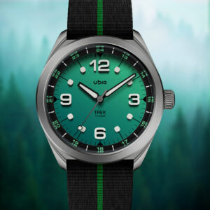 Die UBIQ Trek Titan Fieldwatch in Reefglow