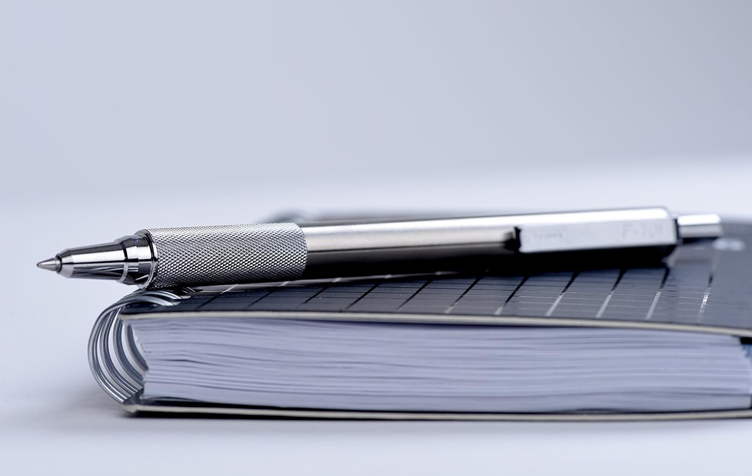Zebra Pen F-701 EDC Kugelschreiber